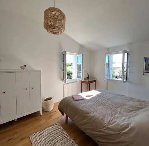 Casa de Férias Grande Maison Proche De La *