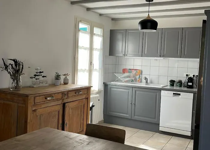 Casa de Férias Grande Maison Proche De La *